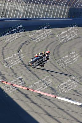 media/Jan-21-2023-Fastrack Riders (Sat) [[fcf3f88a30]]/Level 4/Session 2 Nascar 1/